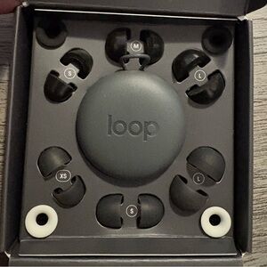Loop earplugs